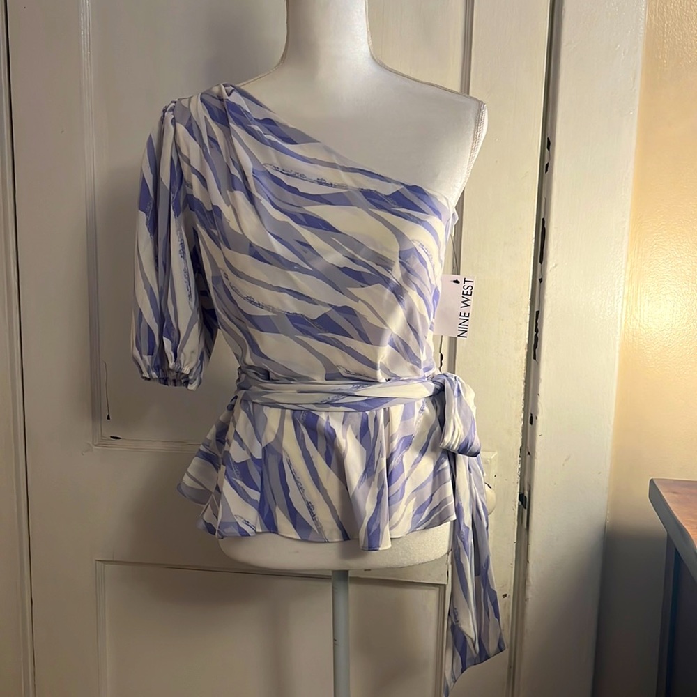 One Shoulder Top